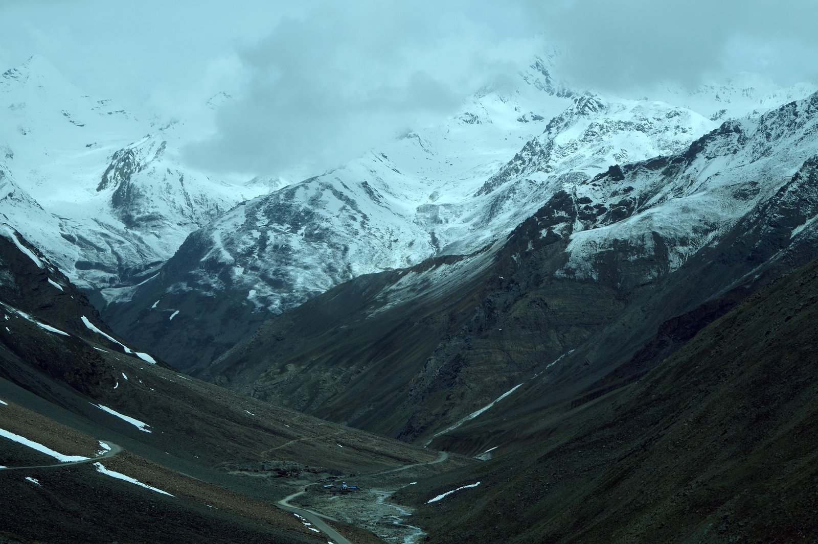 Dubai Essentials Explorer